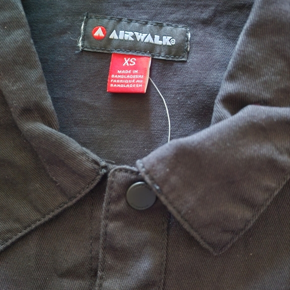 Airwalk mens button up shirt - Picture 3 of 5
